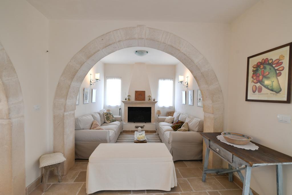 הוילה מרטינה פרנקה Trulli Relais Casa Gemma מראה חיצוני תמונה